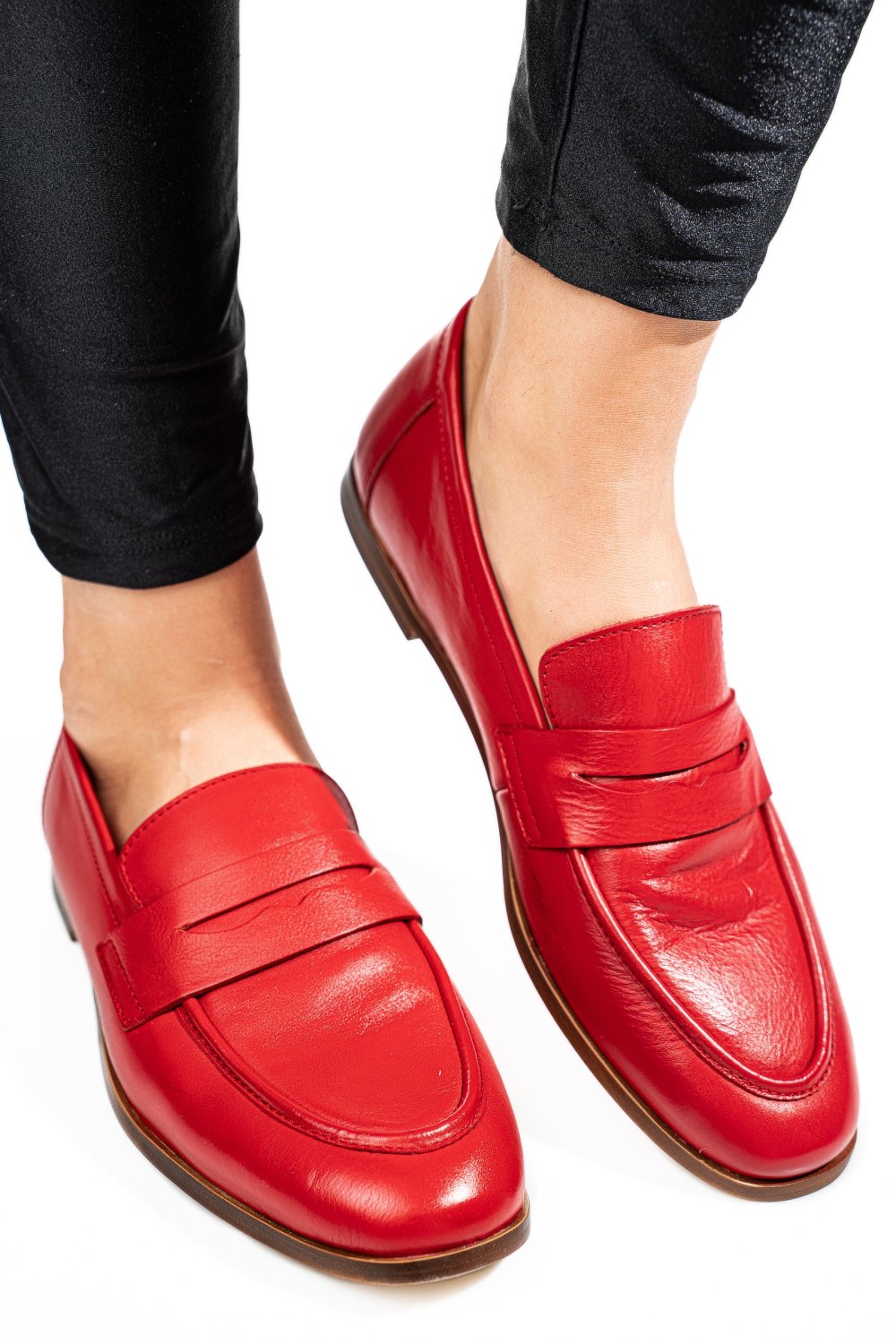 Piros természetes bőr  ts7him-a822