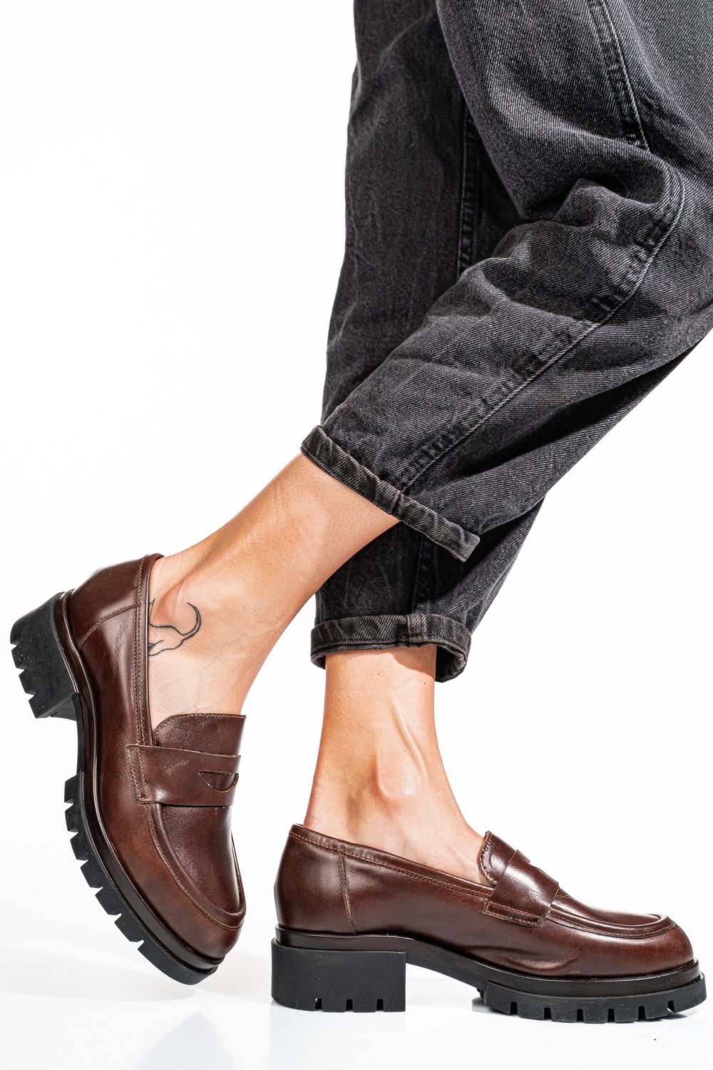 Barna természetes bőr  7s7h55-034