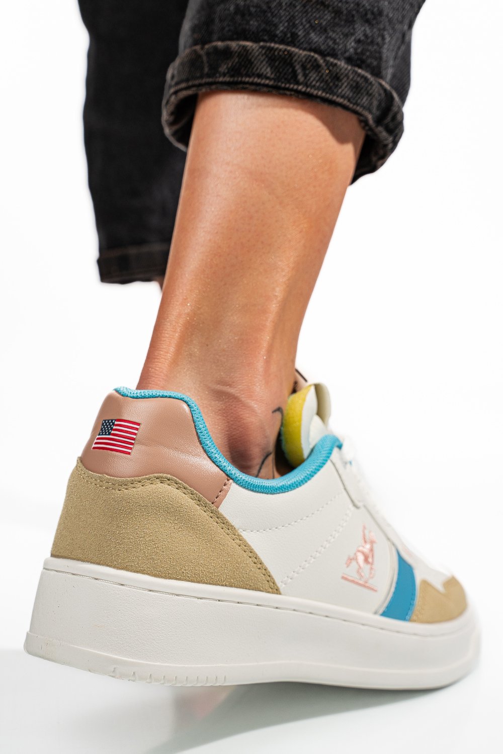 Fehér  gs7hpw424315