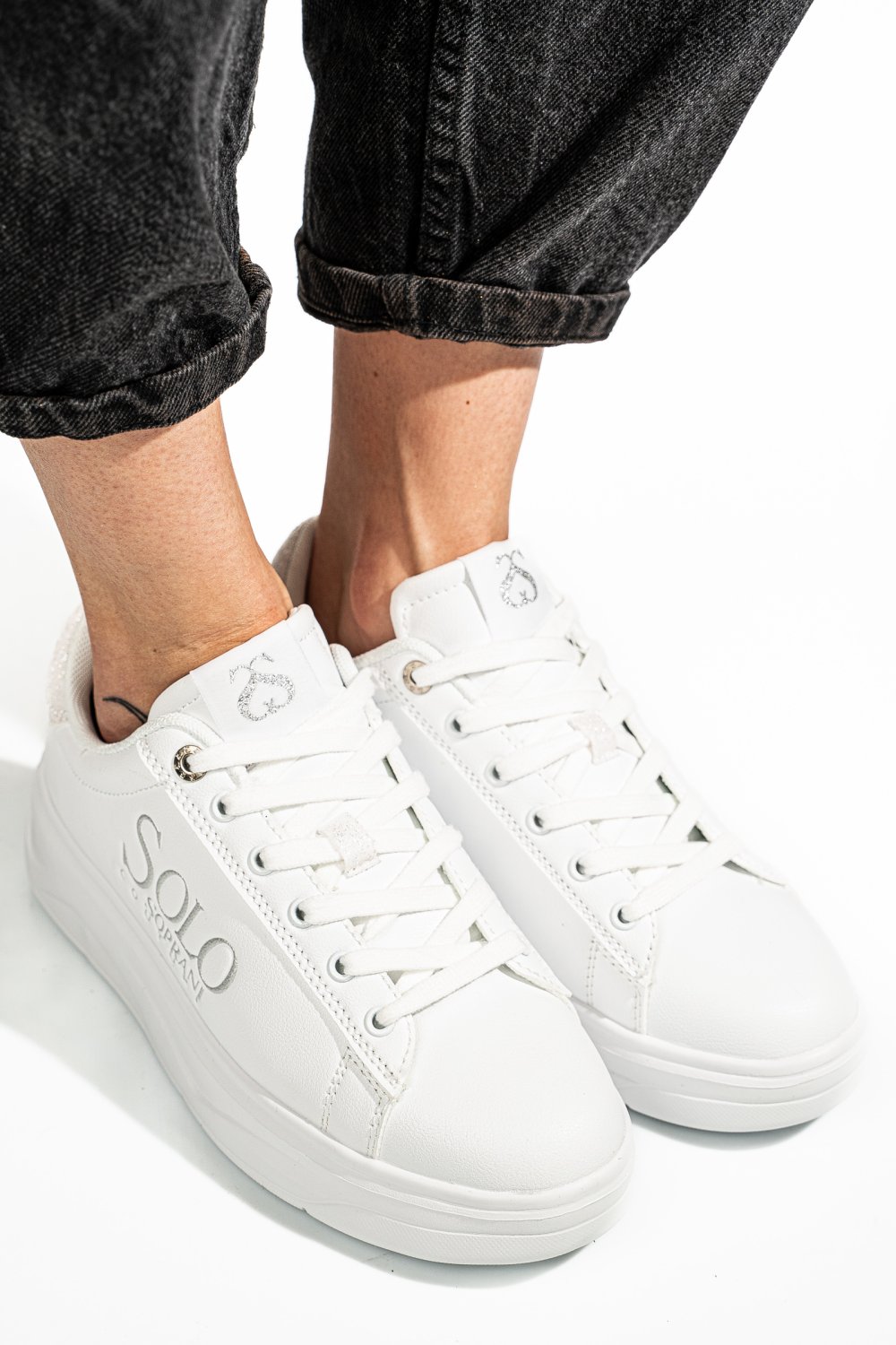 Fehér sport cipők ss7hcw424p84