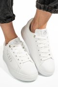 Fehér sport cipők ss7hcw424p84