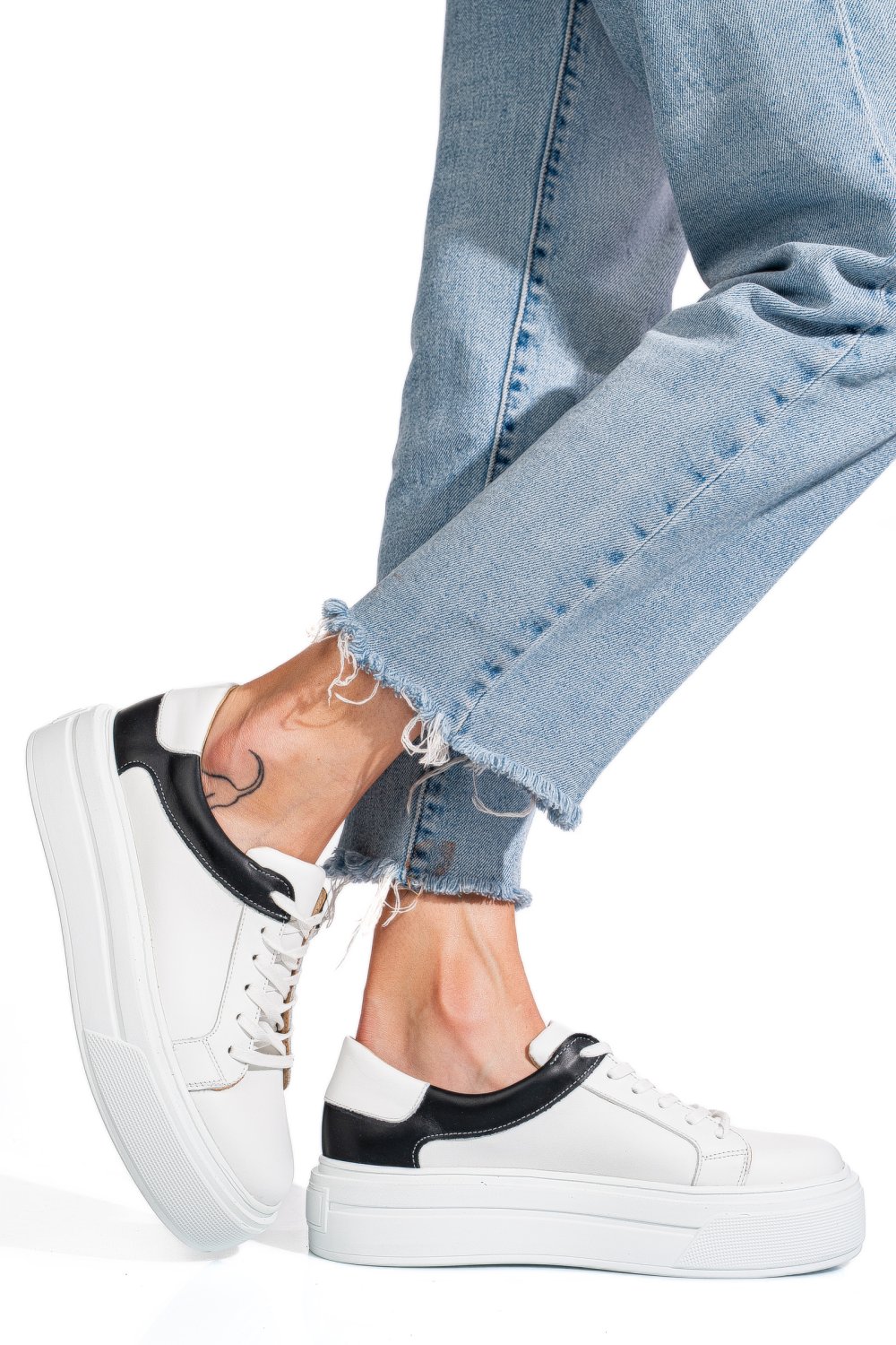 Fehér természetes bőr sport cipők 3s7h000b