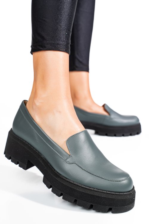 Szürke természetes bőr  2s7h24