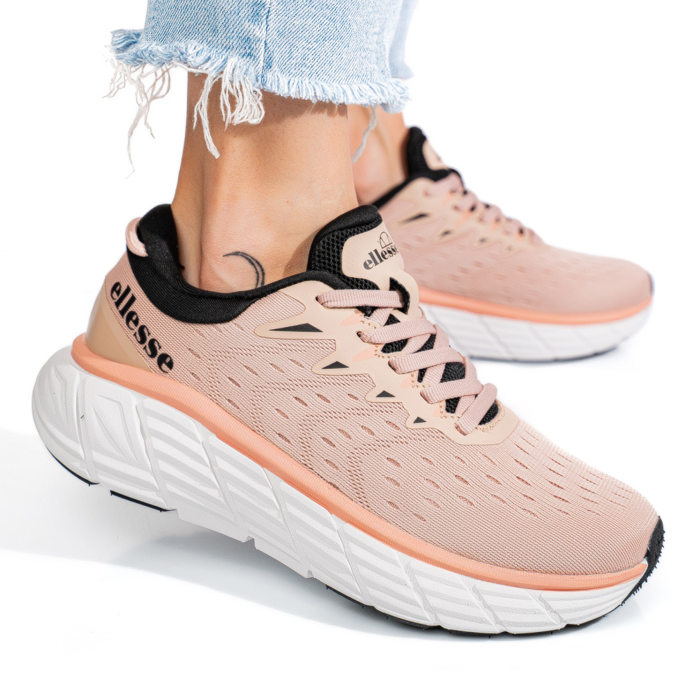ELLESSE