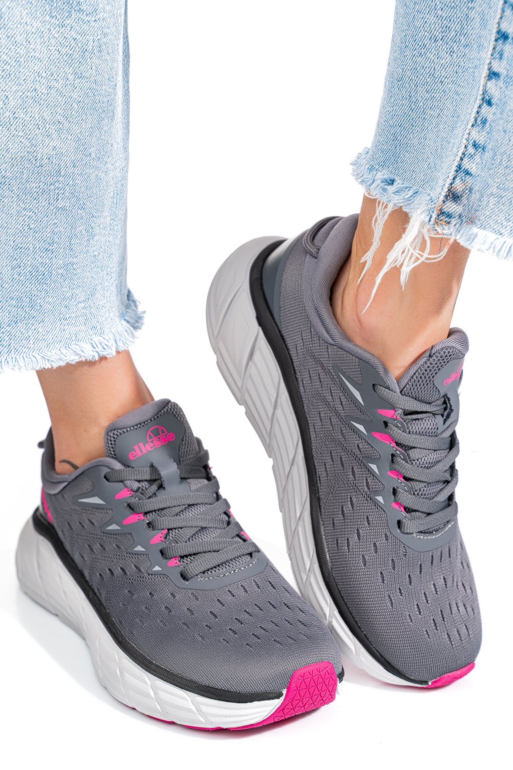 Szürke  es7hl42w62459