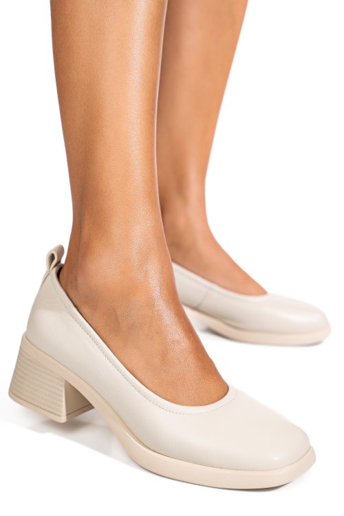 Fehér természetes bőr magassarkú cipők as7hn480ve