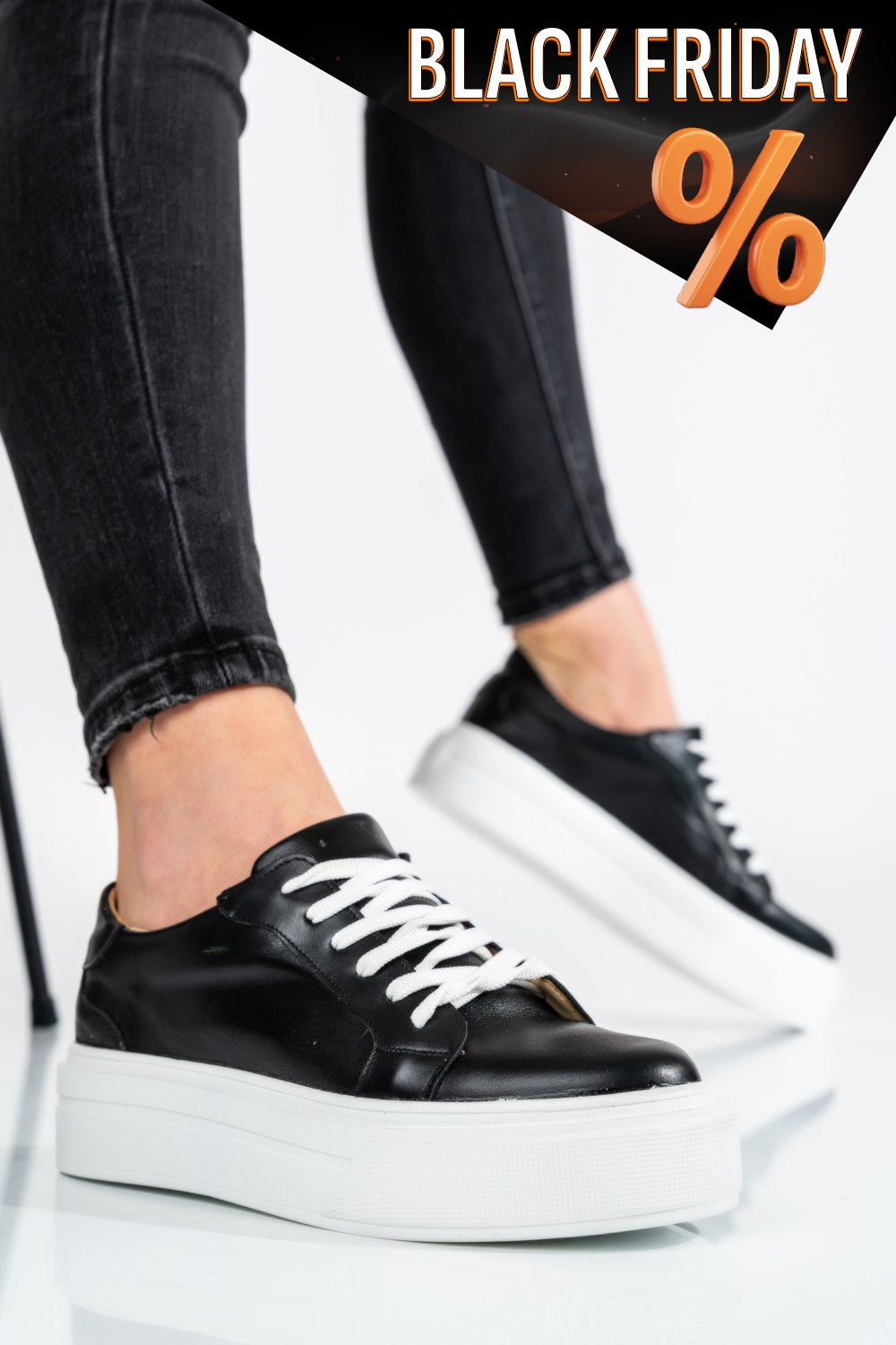 Fekete természetes bőr sport cipők 3s7h000