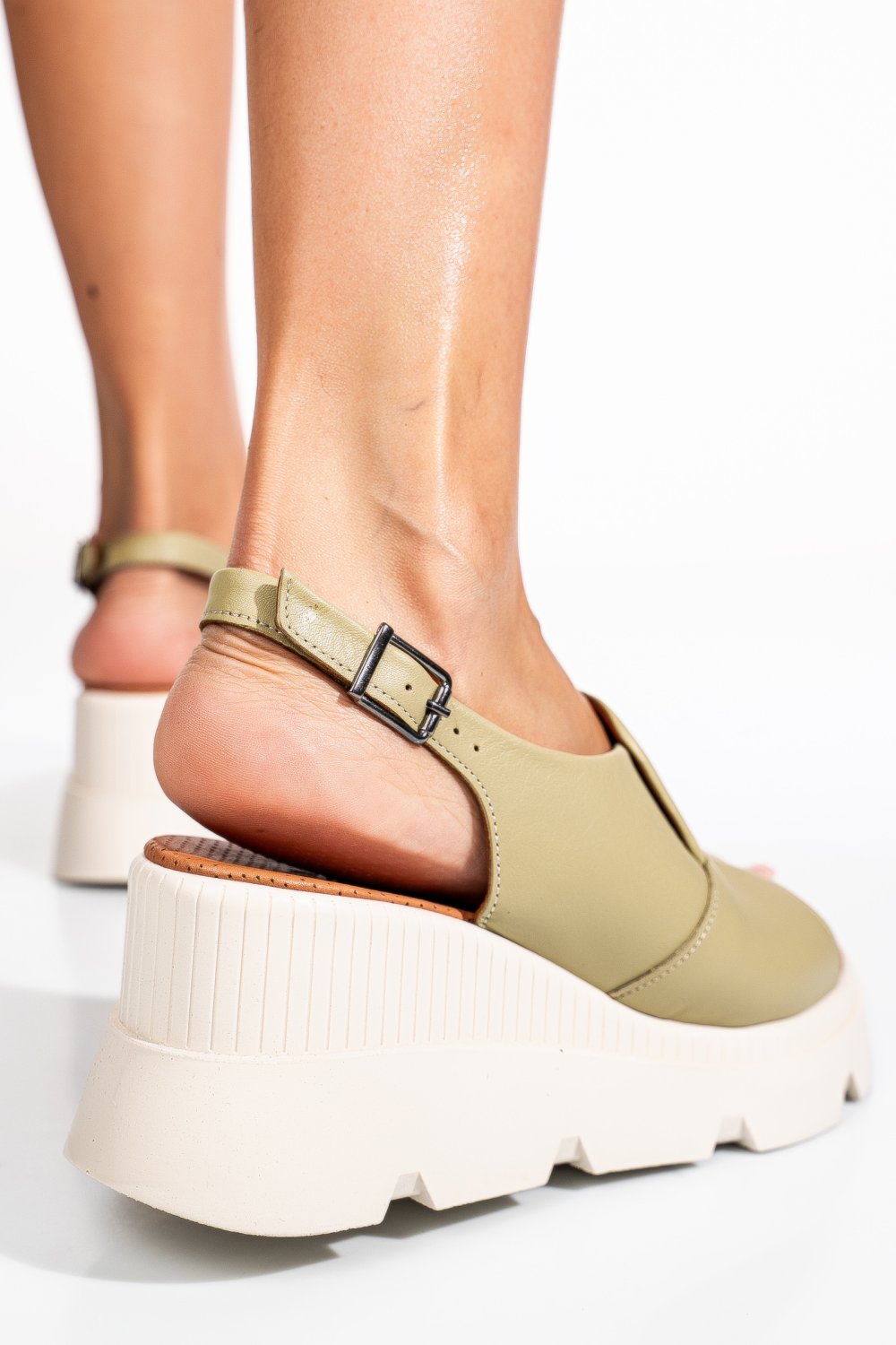 Zöld természetes bőr szandál ys7h11