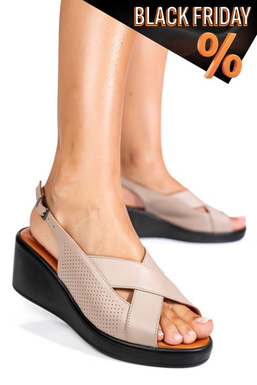 Bézs természetes bőr szandál 7s7h40