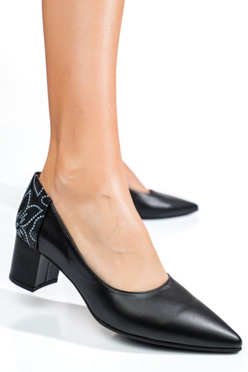 Fekete természetes bőr magassarkú cipők 5s7h602