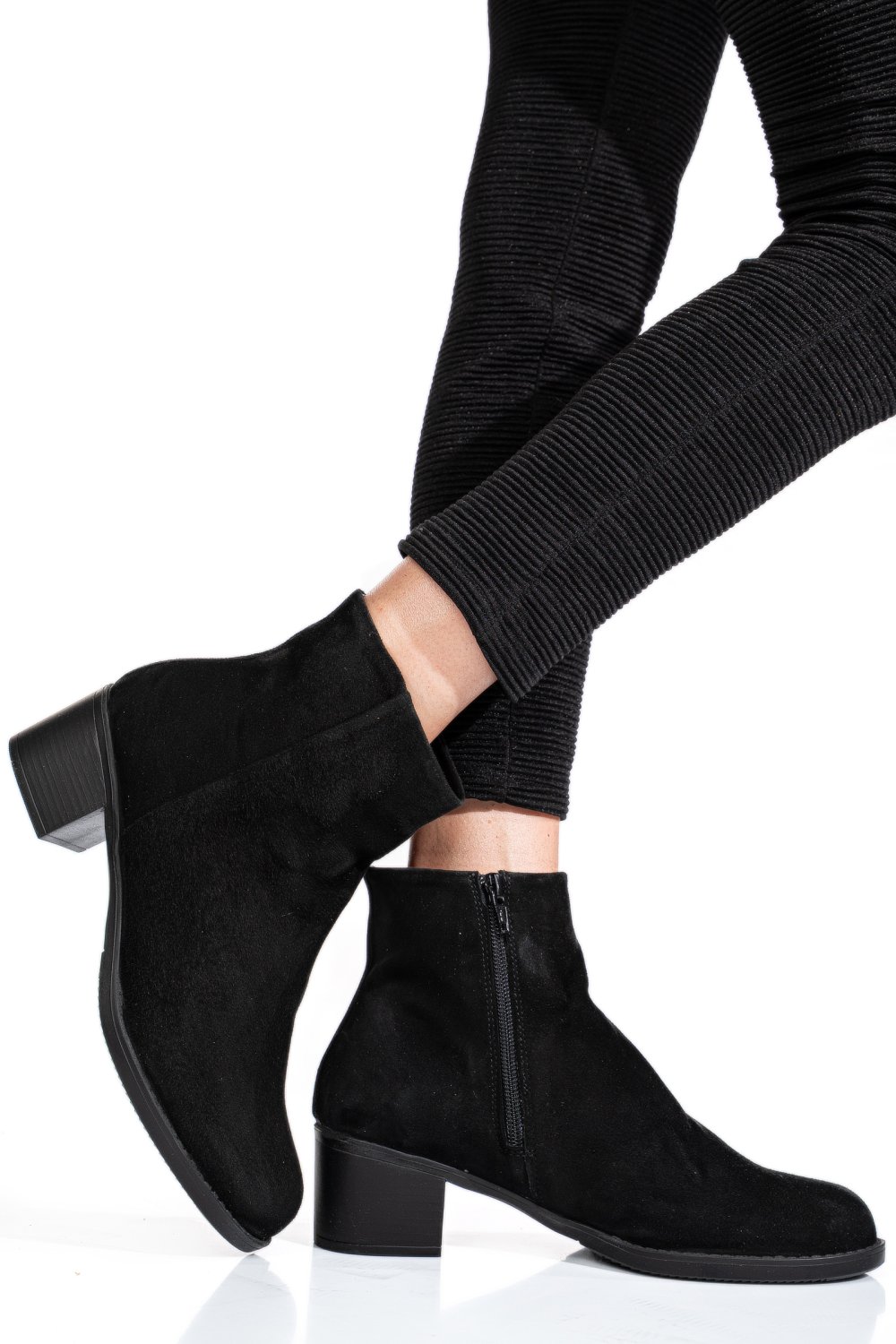 Fekete fordított bőr bokacsizma 3s7h871