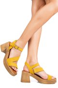Sárga fordított bőr szandál 3s7h456178