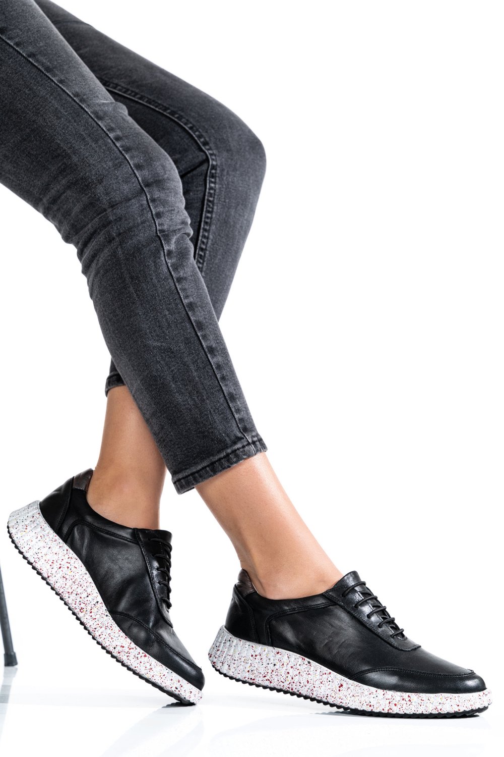Fekete természetes bőr sport cipők 2s7h31688np