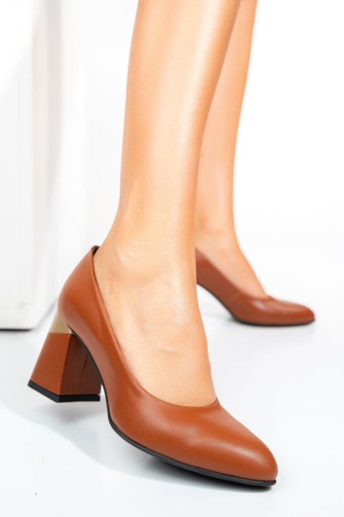 Barna természetes bőr magassarkú cipők 5s7h005