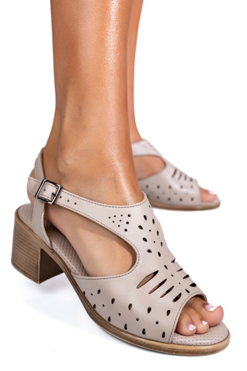 Rózsaszín természetes bőr szandál 4s7h73