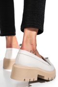 Fehér természetes bőr női lapos cipők 2s7h115