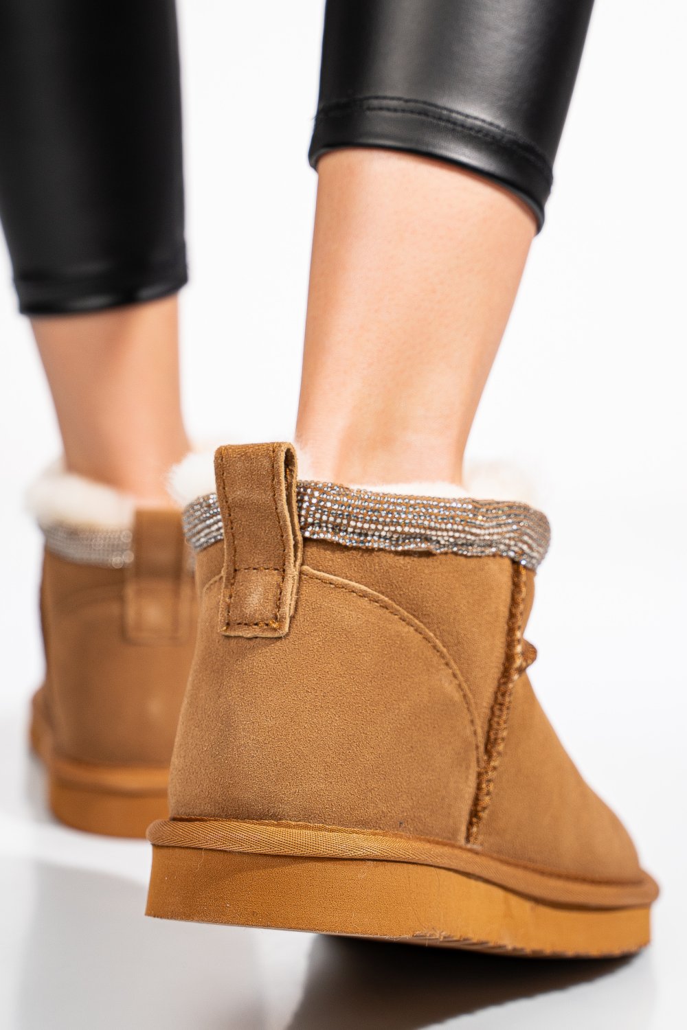 Barna természetes bőr csizma 0s7h957