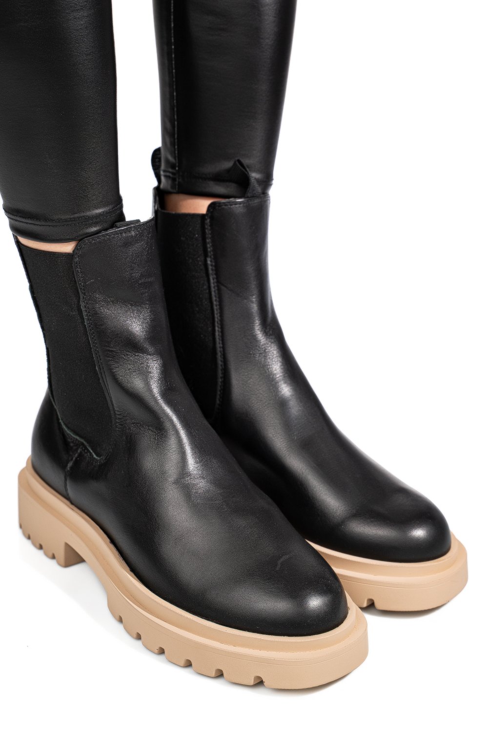 Fekete természetes bőr bakancs 5s7h2132465