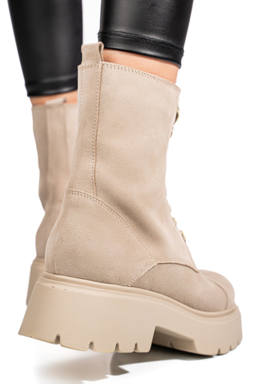 Bézs természetes bőr bakancs 5s7h2132462