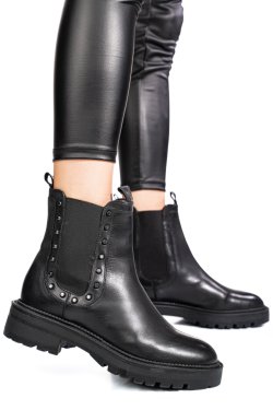 Fekete természetes bőr bakancs 5s7h2132445