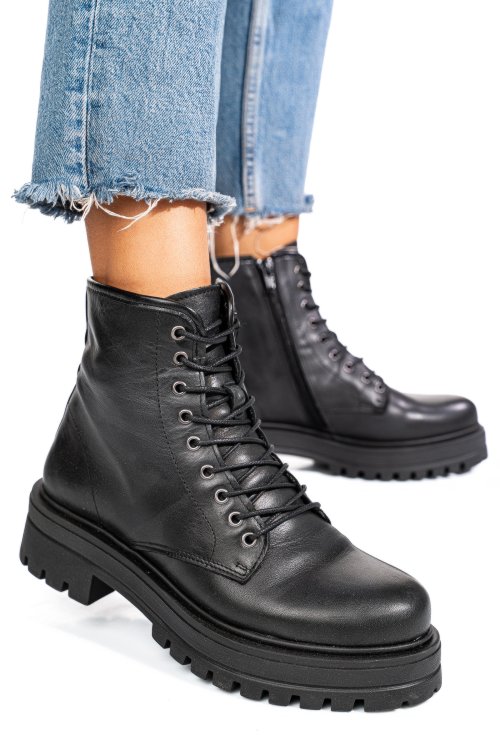 Fekete természetes bőr bakancs 5s7h0130309