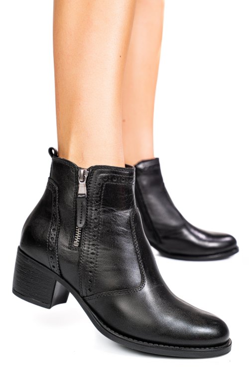 Fekete természetes bőr bakancs 5s7h3132003