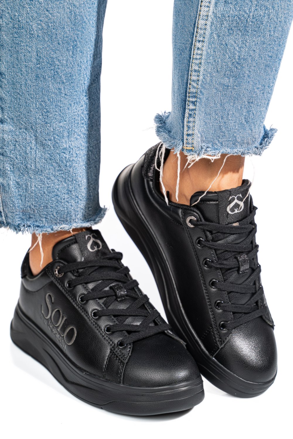 Fekete sport cipők ss7hcw424p84