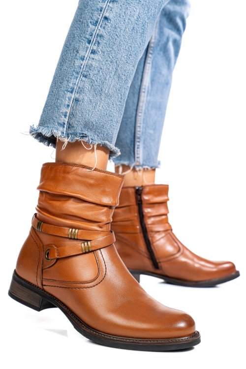 Barna természetes bőr bakancs 5s7h0130001