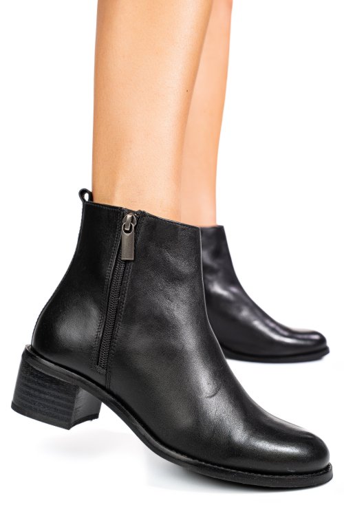 Fekete természetes bőr bakancs 5s7h3132242