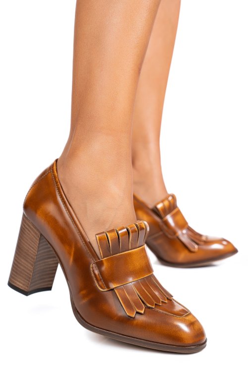 Barna természetes bőr magassarkú cipők gs7haia