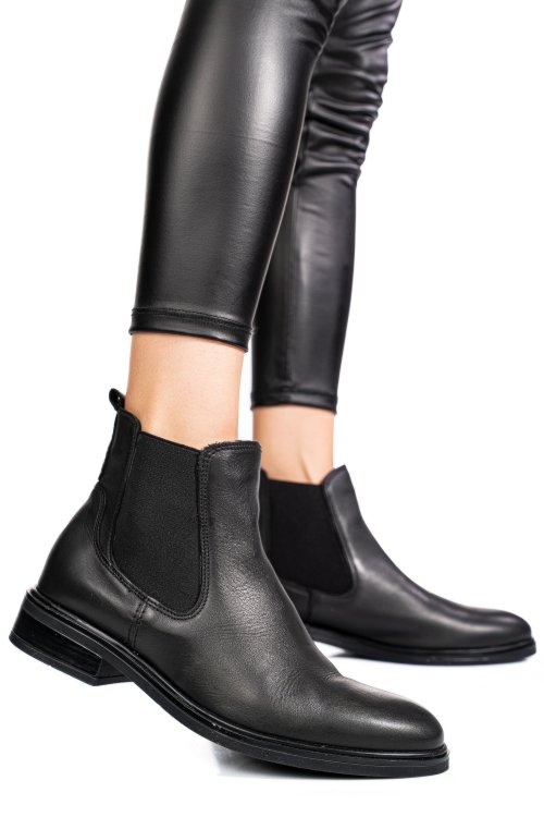 Fekete természetes bőr bakancs 5s7h2130118