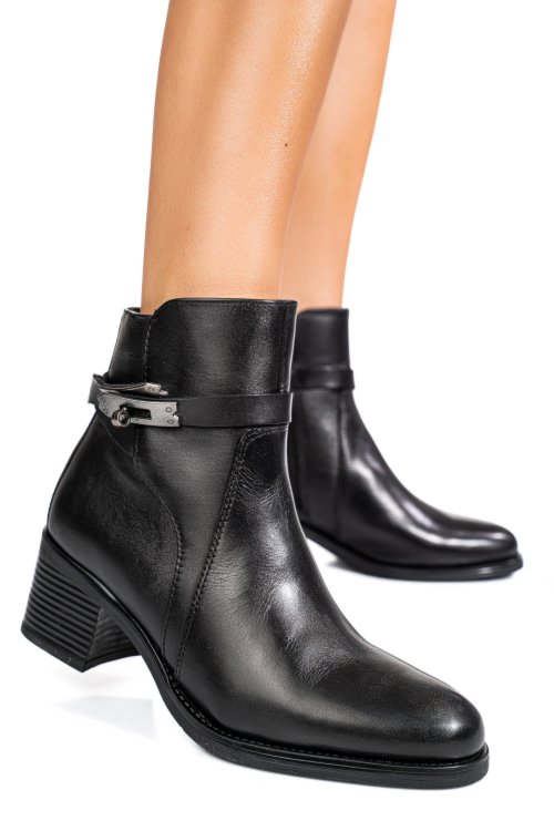 Fekete természetes bőr bakancs vs7hb26-4207