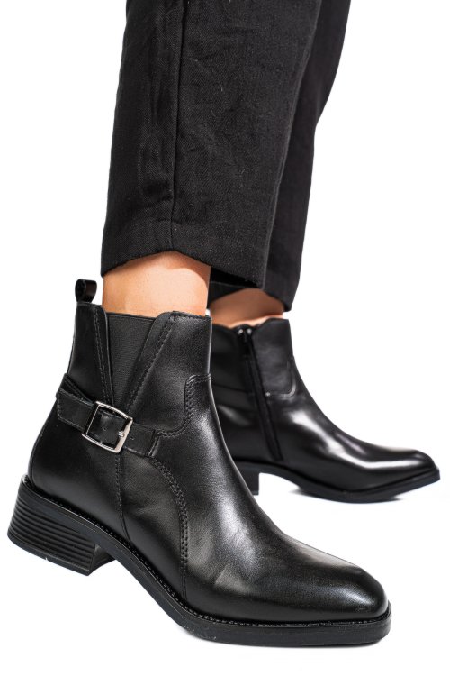 Fekete természetes bőr bakancs vs7hb22-4203