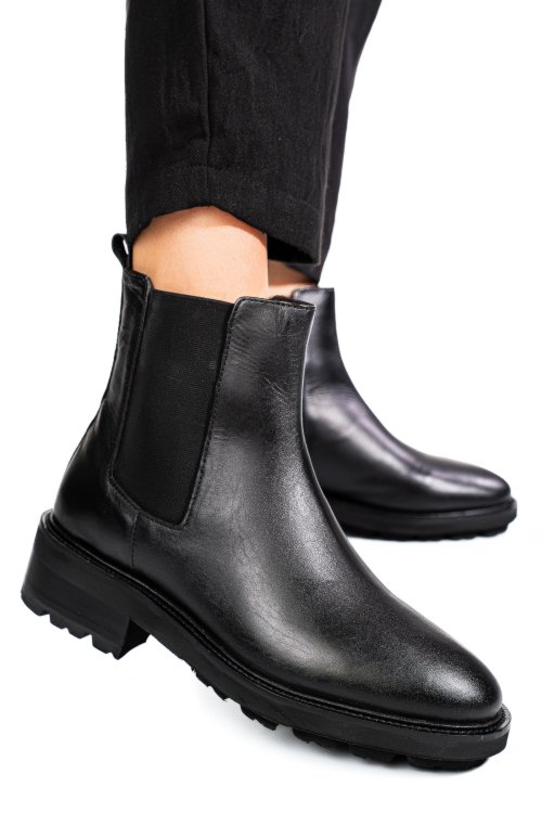 Fekete természetes bőr bakancs 1s7h1892