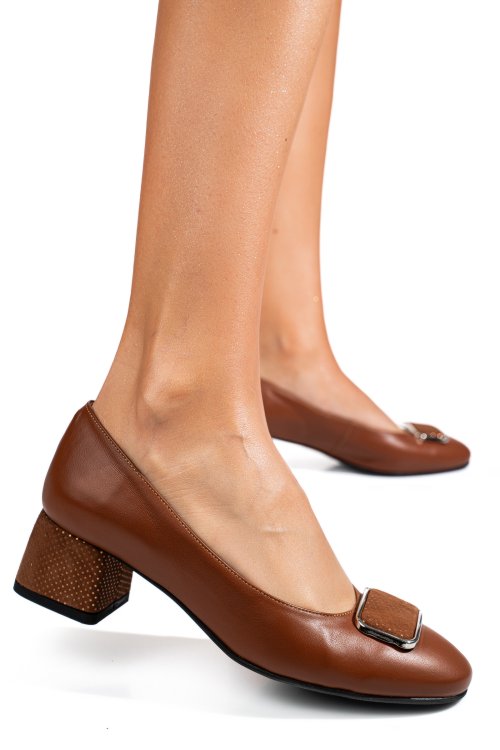 Barna természetes bőr magassarkú cipők 5s7h544