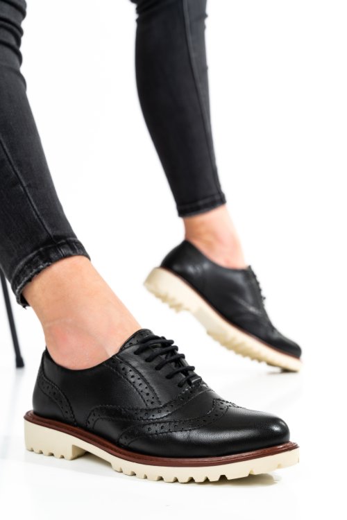 Fekete természetes bőr  8s7h877