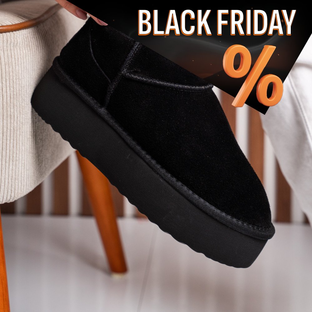 Lapos sarkú női csizma