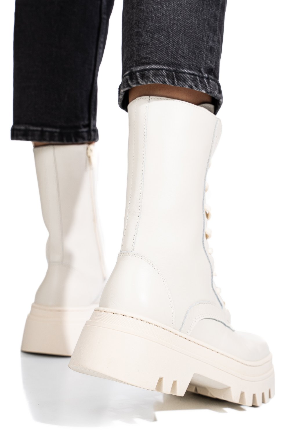 Bézs természetes bőr bakancs 5s7h2132499