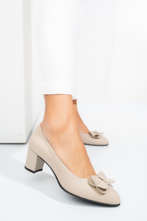 Bézs természetes bőr magassarkú cipők 1s7h599b