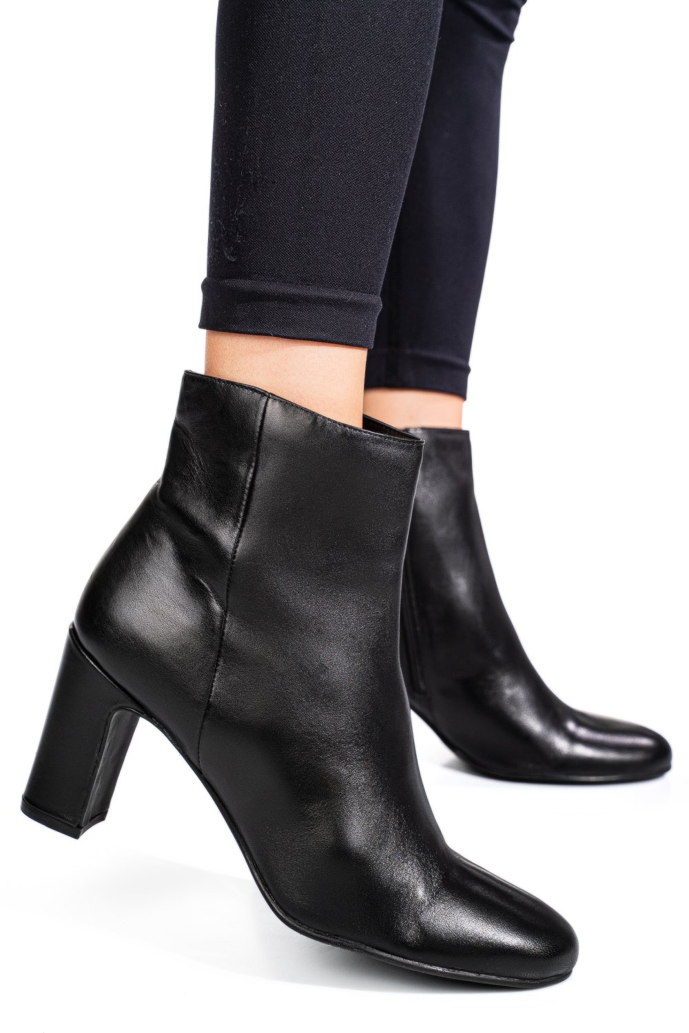 Fekete természetes bőr bokacsizma 5s7h0132042