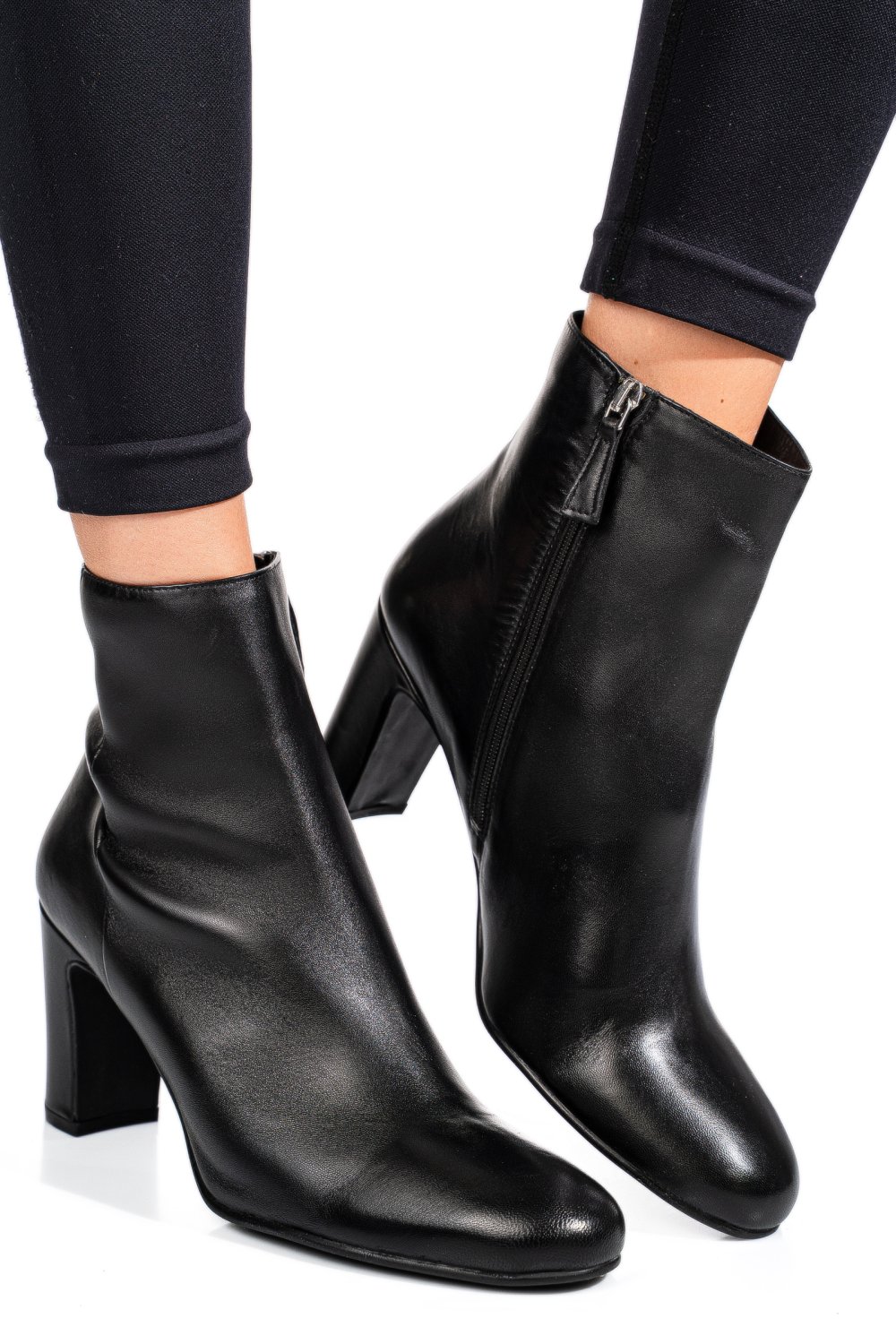 Fekete természetes bőr bokacsizma 5s7h0132042