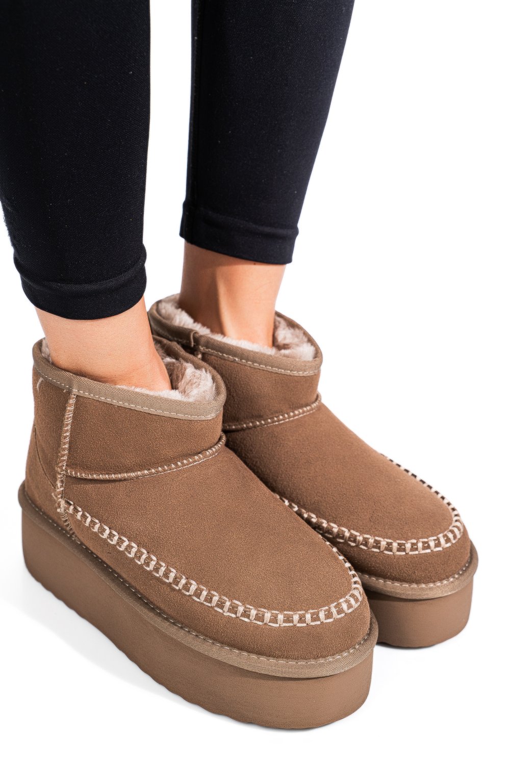 Bézs fordított bőr csizma 1s7h262