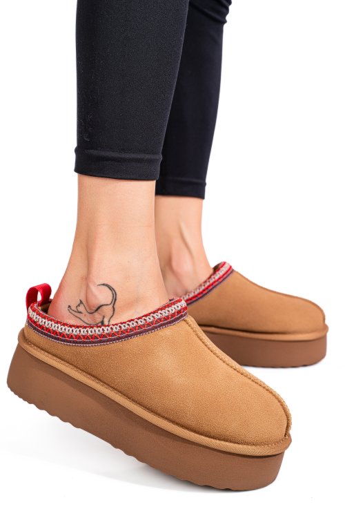 Barna fordított bőr papucs 1s7h253