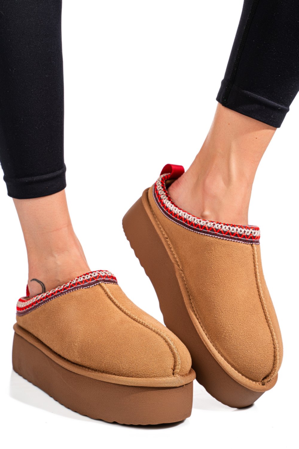 Barna fordított bőr papucs 1s7h253