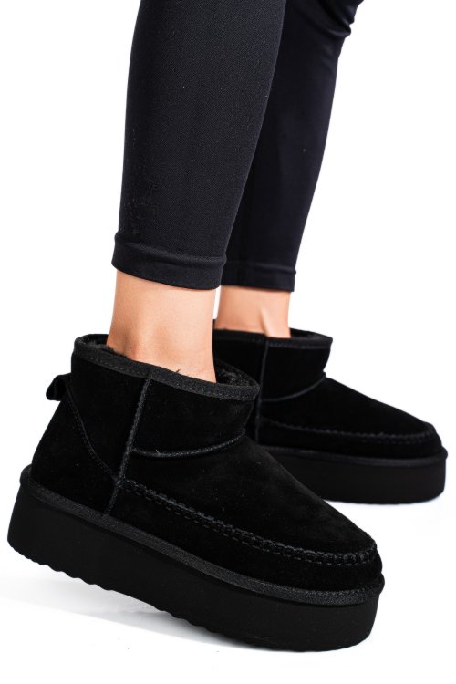 Fekete fordított bőr csizma 1s7h262