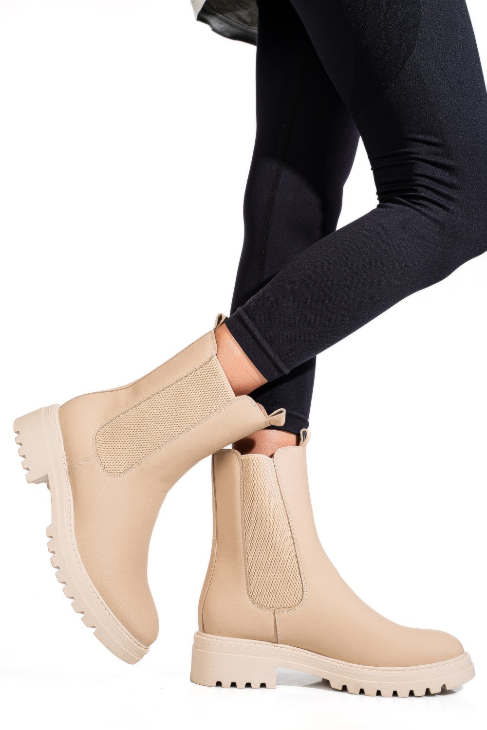 Bézs természetes bőr bakancs 5s7h2132406