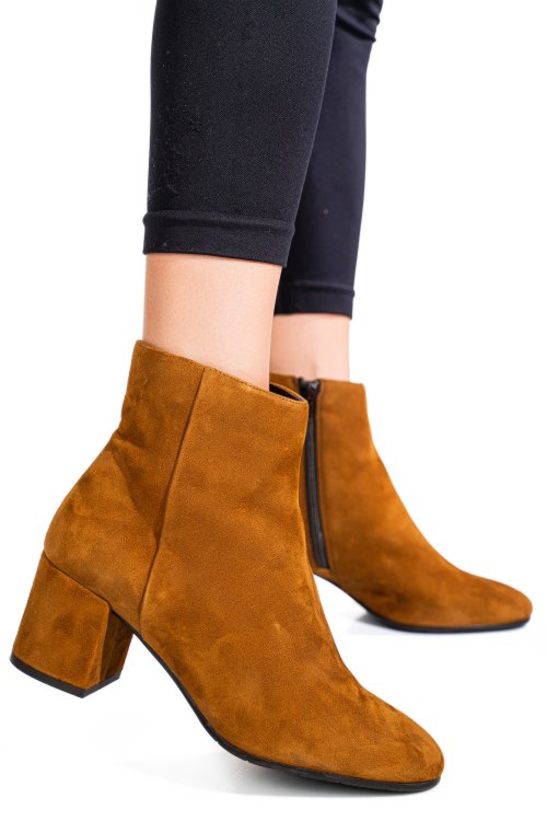 Barna fordított bőr bokacsizma 5s7h0132050