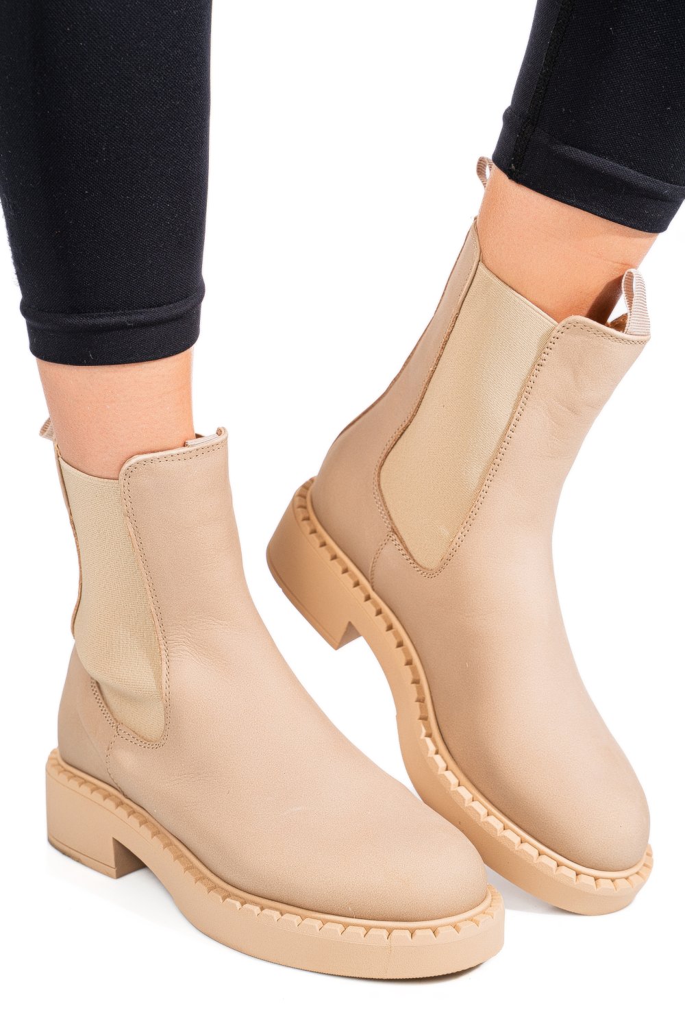 Bézs természetes bőr bakancs 5s7h2130134