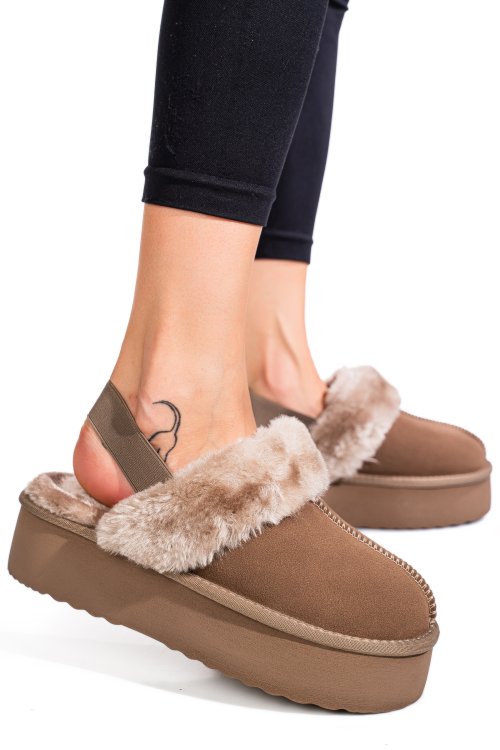 Bézs fordított bőr papucs 1s7h255