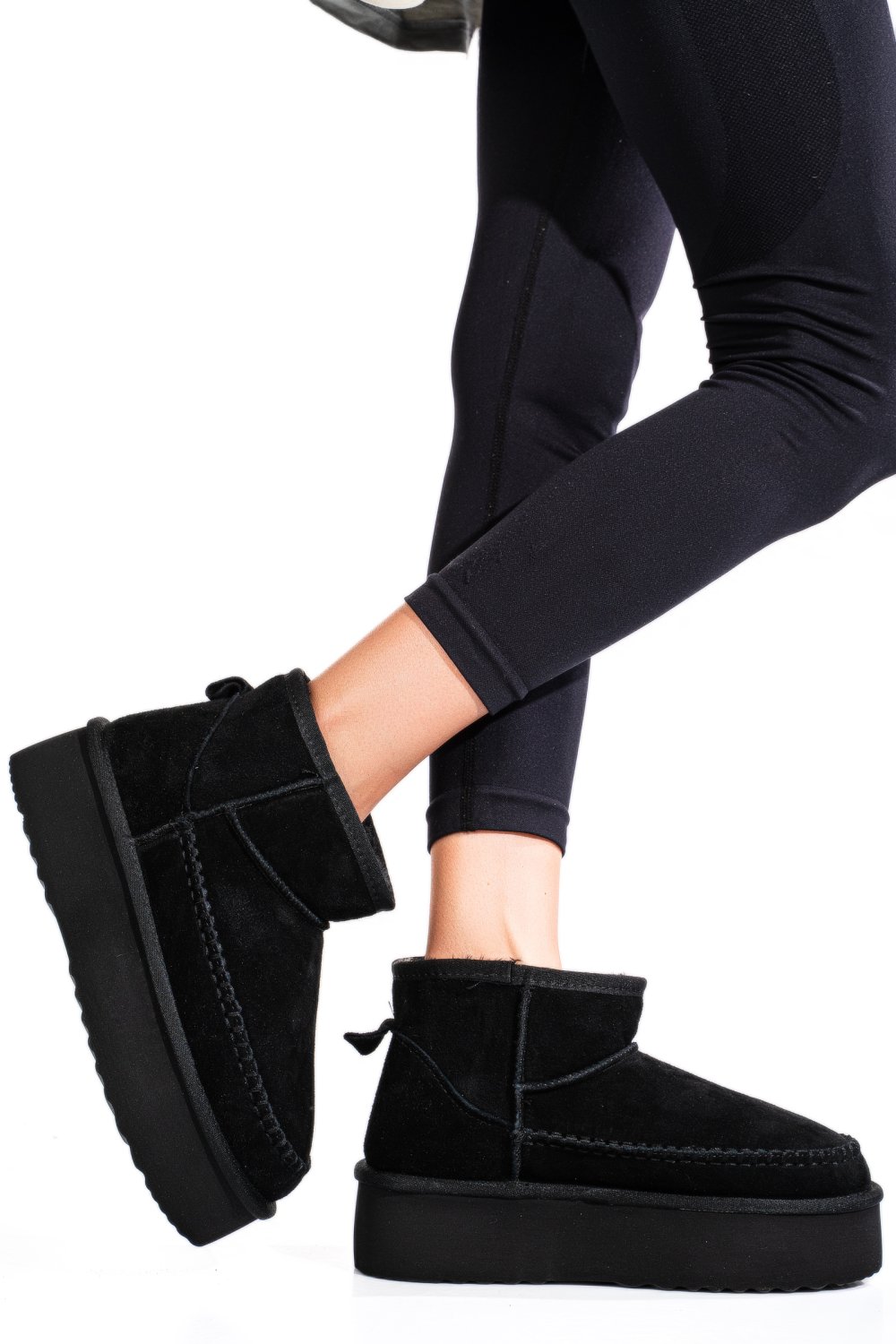 Fekete fordított bőr csizma 1s7h262